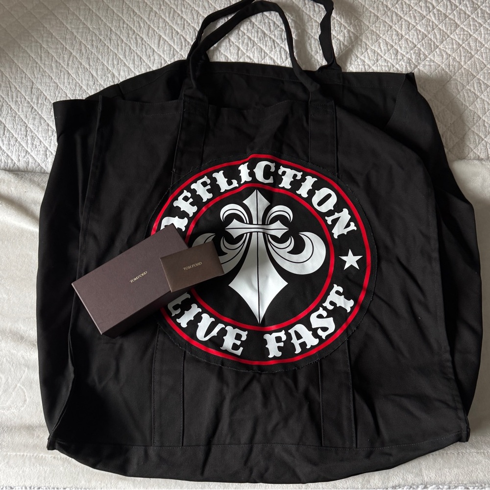 Affliction Oversized Tote Bag - Picture 2 of 8